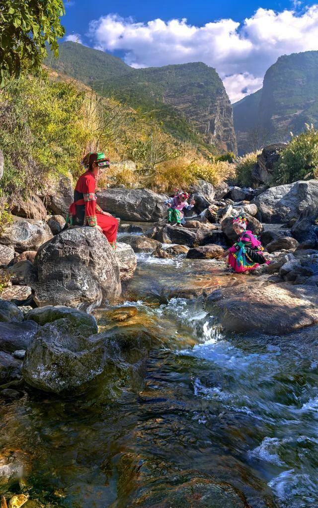 婚纱摄影师证书的报考要求?报考费用和报名资料?就业方向是什么